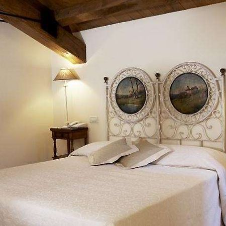 Hotel Residenza Cento Torri Ascoli Piceno Chambre photo